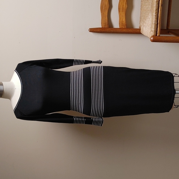 Poi....by Krizia Dresses & Skirts - Vintage Poi....by Krizia Knit Italian Open Back Black White Striped Fitted Dress